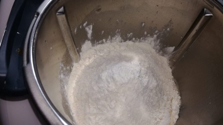 masa pizza thermomix