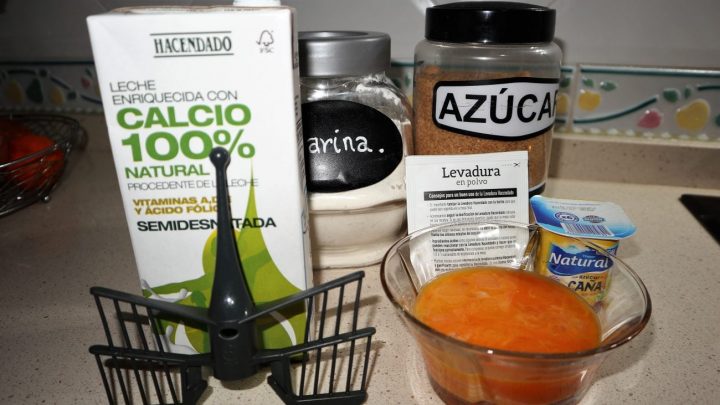 Ingredientes para hacer el bizcocho de yemas de huevo en Thermomix