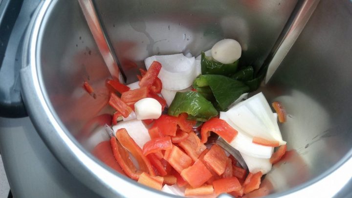 Ingredientes para hacer la menestra en Thermomix