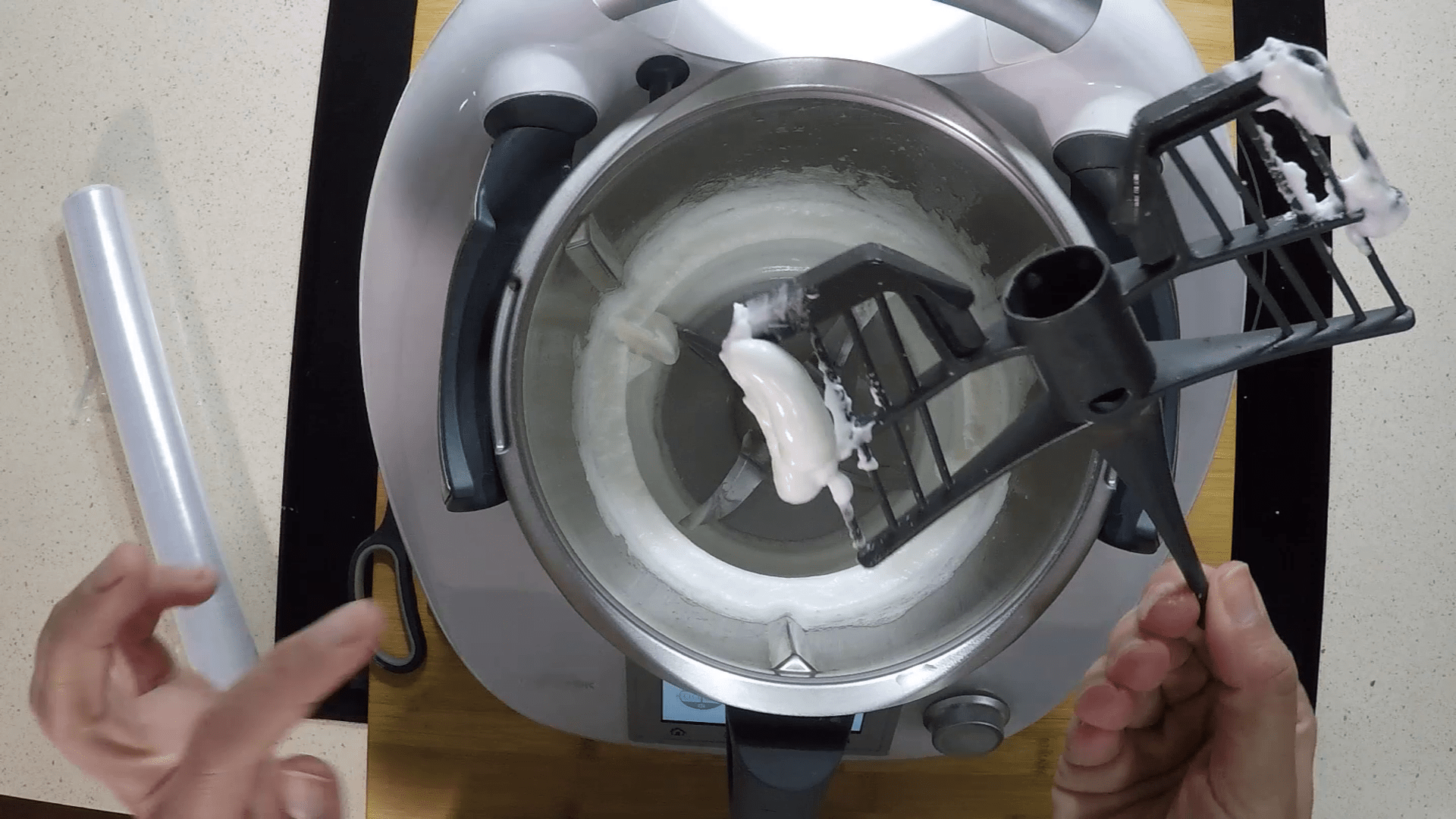 Montar claras de huevo Thermomix