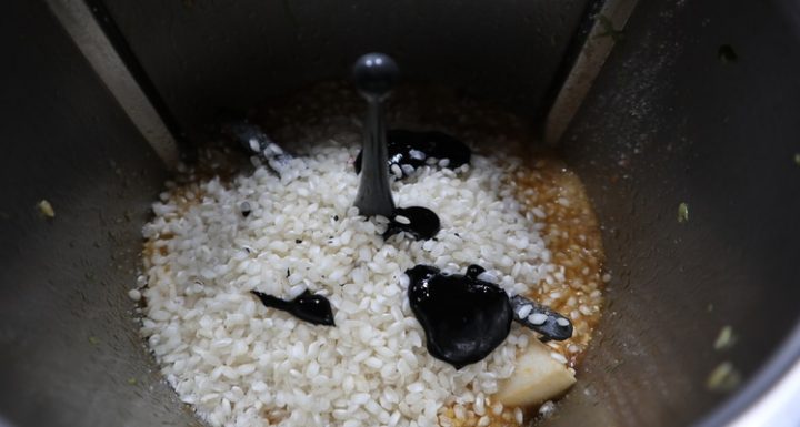 Hacer arroz negro receta de Thermomix