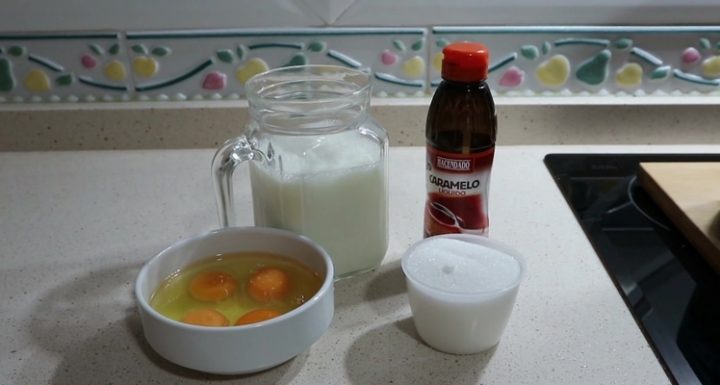 ¿Qué ingredientes necesito para hacer flan de huevo en Mambo?