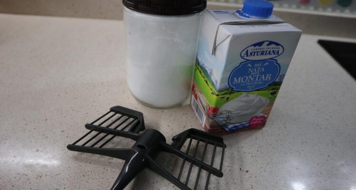 Ingredientes necesarios para hacer nata montada en Thermomix