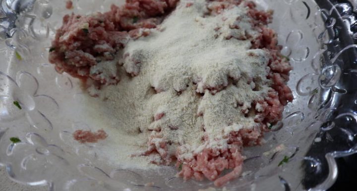 Cómo hacer los filetes rusos con Mambo