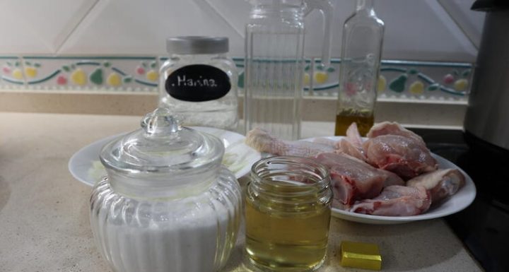 Los ingredientes necesarios para hacer el pollo en salsa con la Olla GM