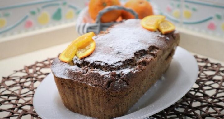 Ya tenemos lista nuestra receta de bizcocho de naranja con chocolate