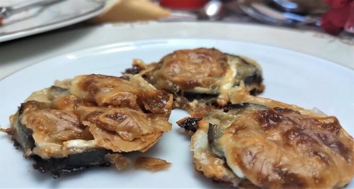 Cómo hacer la receta de hojaldre y rulo de cabra caramelizada