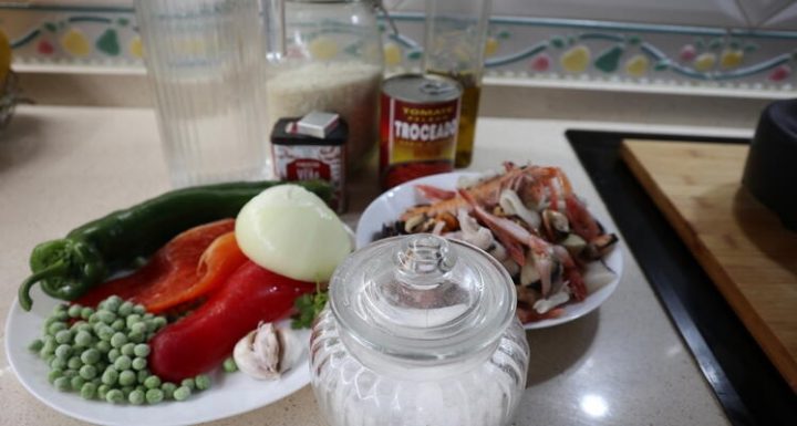 Ingredientes para hacer paella de marisco con Mambo fácil