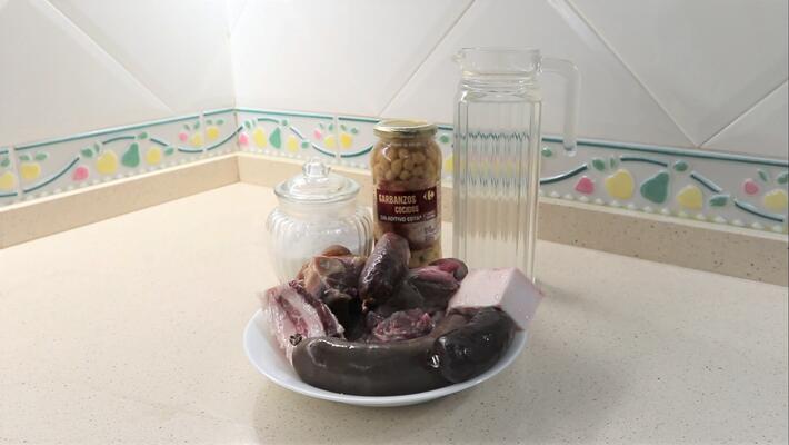 Los ingredientes necesarios para hacer cocido en Mambo