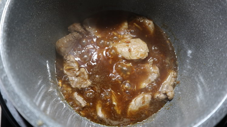 Hacer carne gisada con coca cola