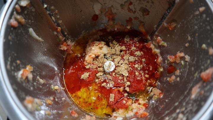 Preprarar la salsa de tomate