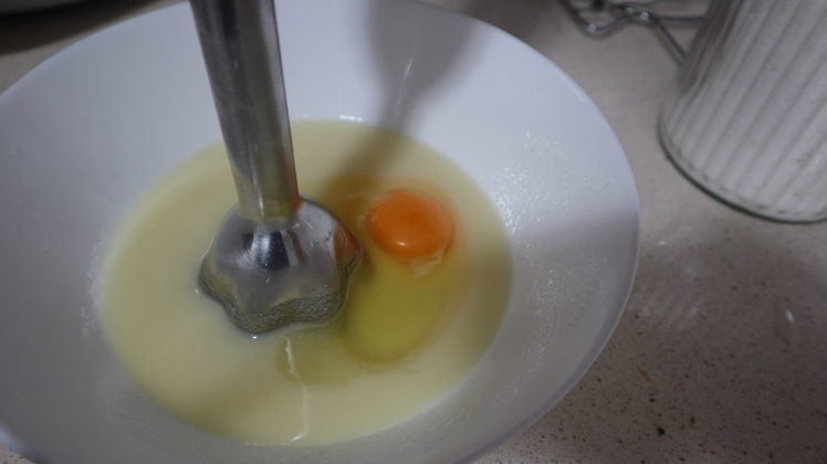adicion huevos magdalenas naranja