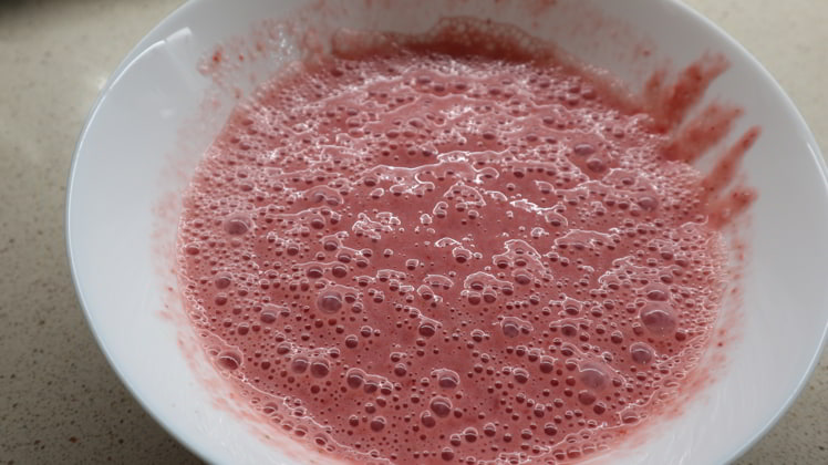 batido-fresa-platano-listo-para-servir batido fresa platano listo para servir