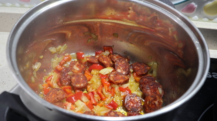 chorizo rehogado receta carillas estofadas