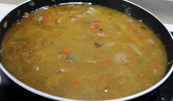 Ponemos el caldo a cocer