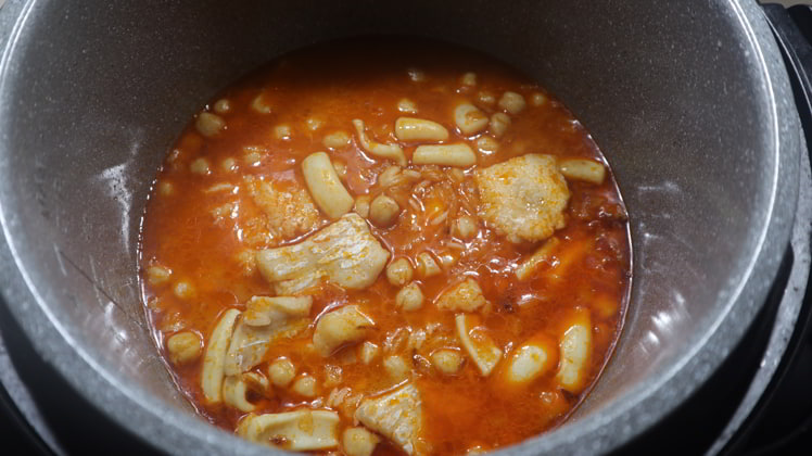 garbanzos arroz sepia bacalao olla gm plato finalizado