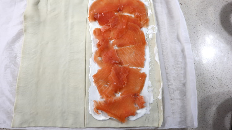 hojaldre-queso-salmon-montaje hojaldre queso salmon montaje