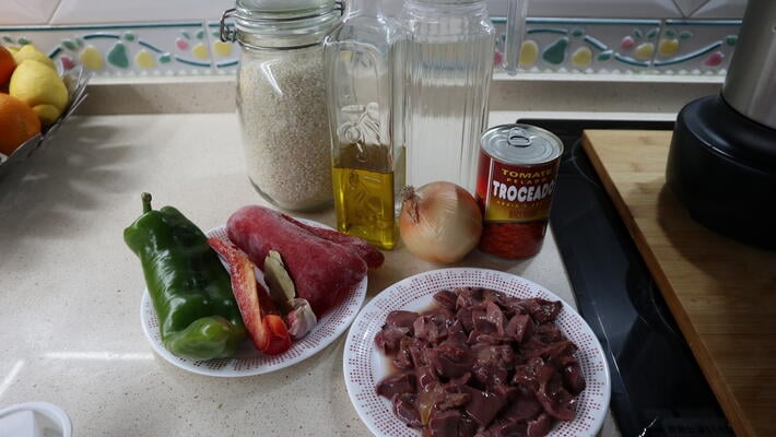 Los ingredientes necesarios para hacer arroz con hígado en Mambo