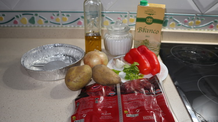 ingredientes-codillo-cerdo-patatas-pimientos-receta ingredientes codillo cerdo patatas pimientos receta