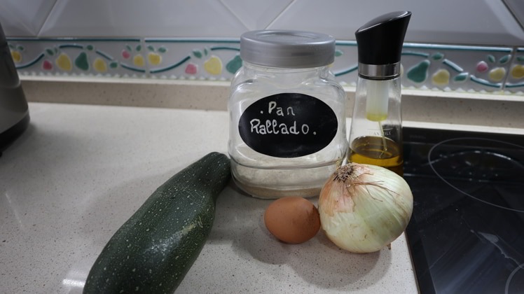 ingredientes-hamburguesa-calabacin-freidora-aire-vegetariana ingredientes hamburguesa calabacin freidora aire vegetariana