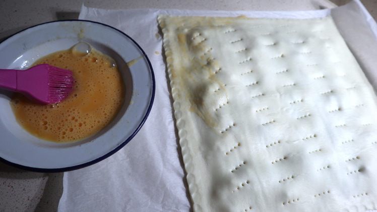 montaje empanada queso cabra jamon cebolla