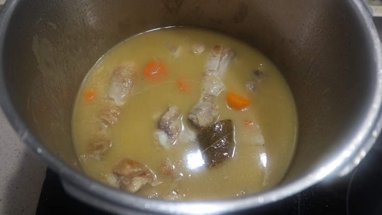 muslo pollo salsa coccion lenta