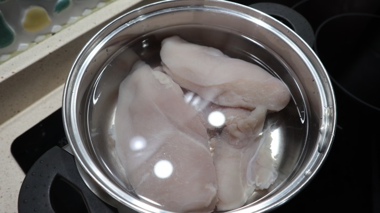 paso a paso ensalada pollo melocoton