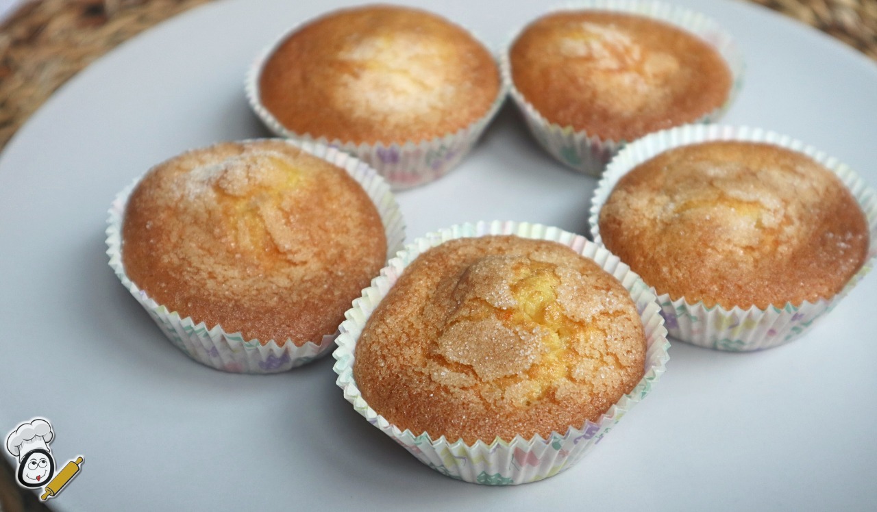 receta magdalenas esponjosas naranja receta casera tradicional