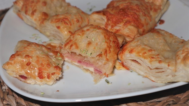 receta-napolitanas-hojaldre-jamon-york-queso receta napolitanas hojaldre jamon york queso
