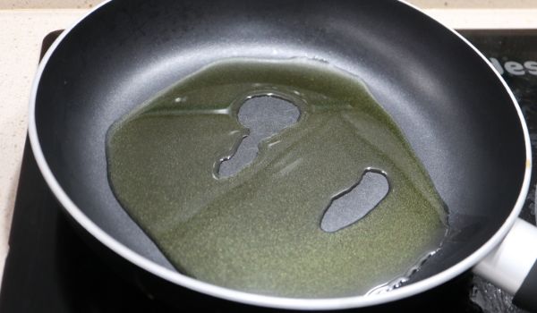 Ponemos el aceite para calentar