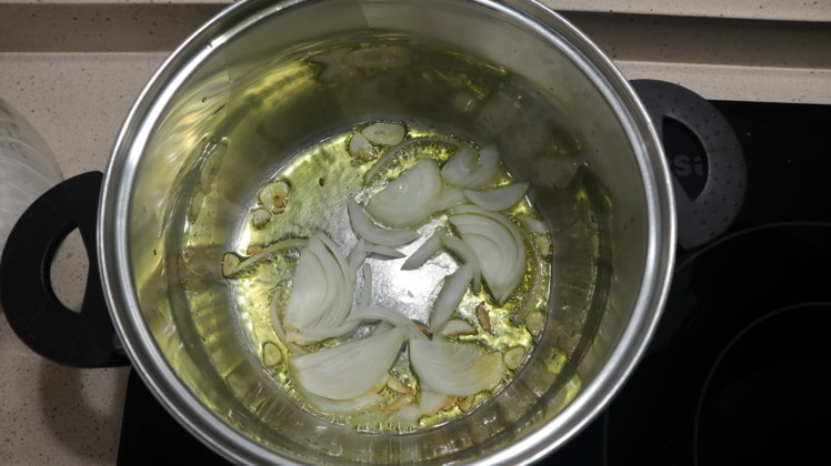 sofrito ajo cebolla patatas guisadas receta