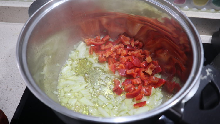sofrito cebolla ajo pimiento carillas estofadas