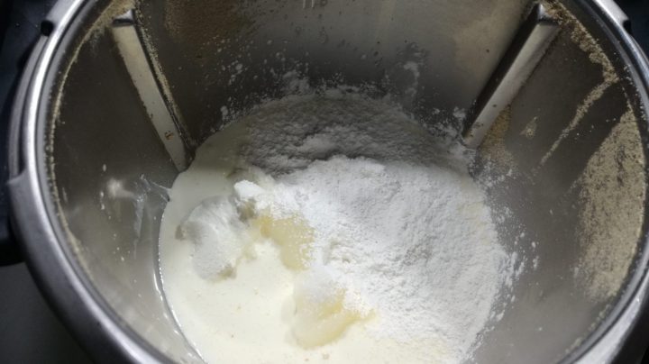 Preparar la crema de queso para la tarta