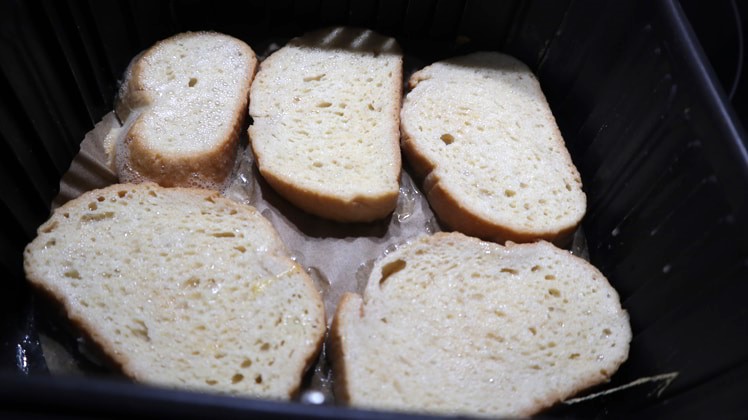 torrijas cocinando freidora aire sin aceite